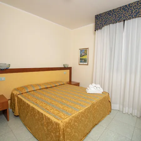La Carrozza D'Oro Hotel Montefiascone Exterior photo